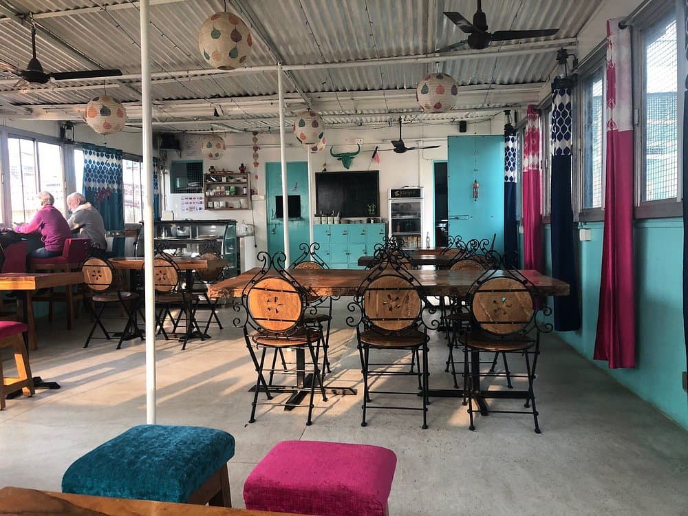 Aadha-Aadha Café photo