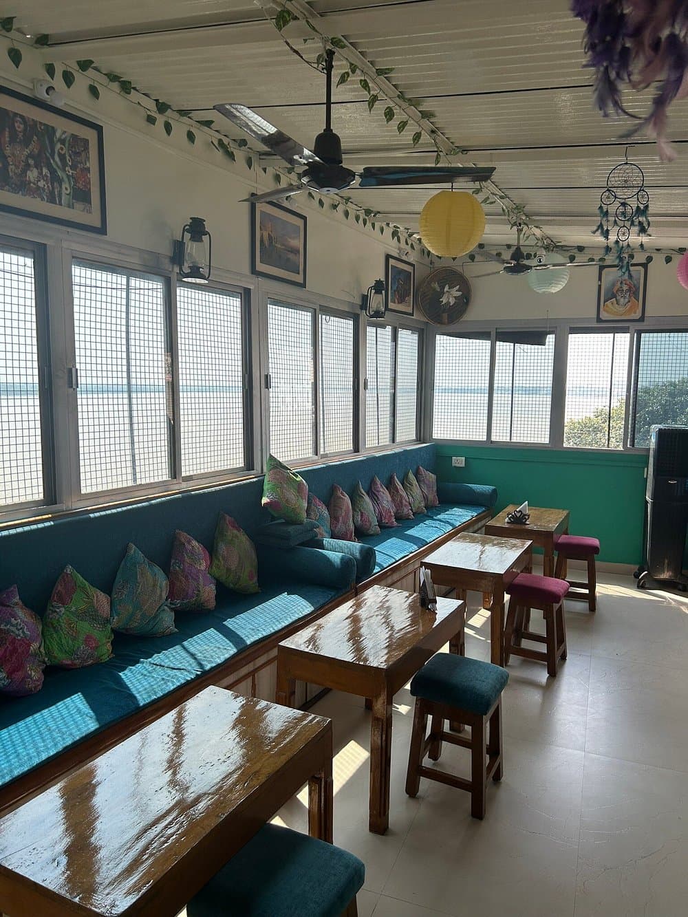 Aadha-Aadha Café photo