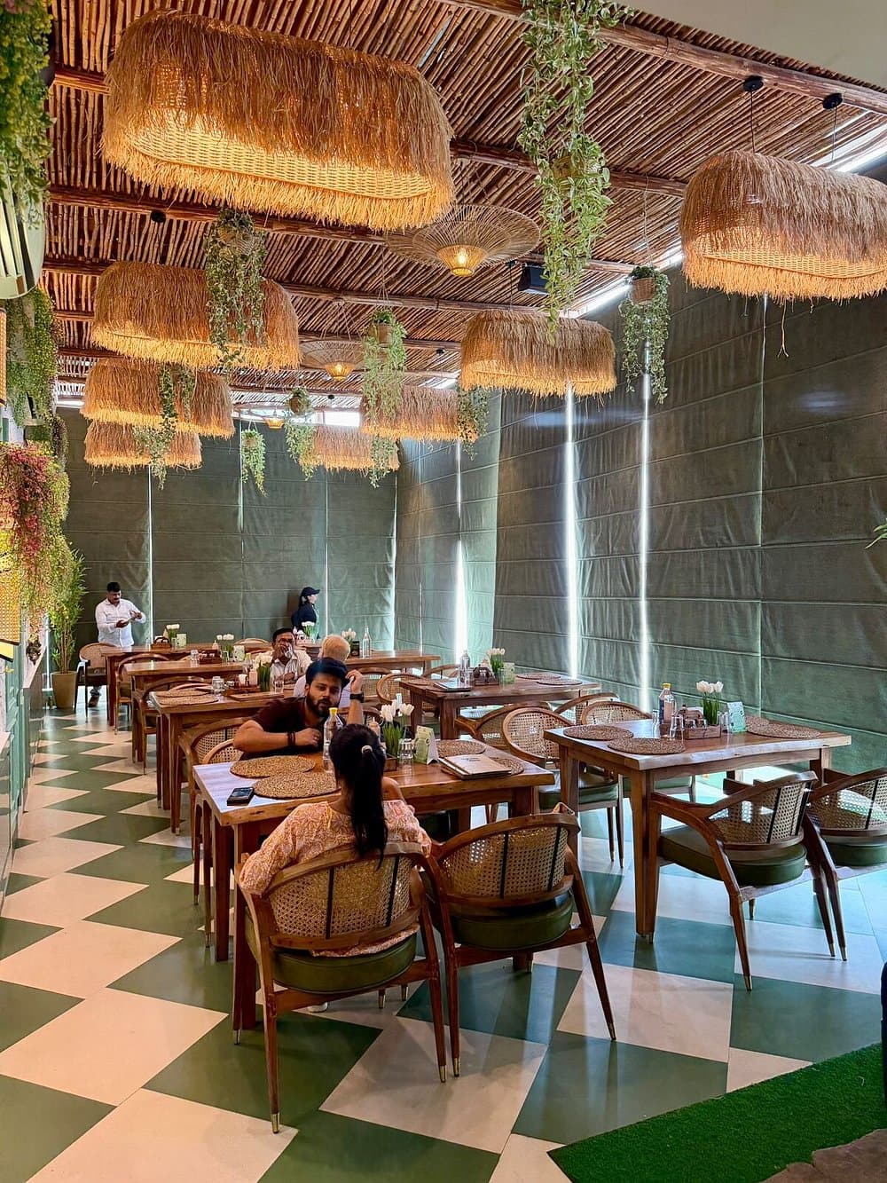 Cafe green mama