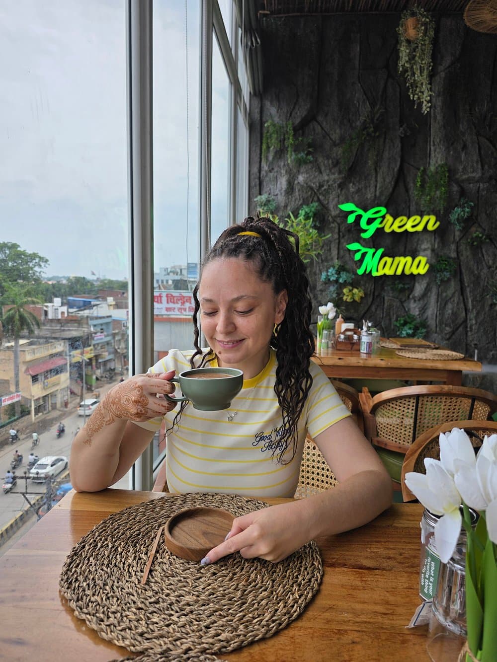 Cafe green mama photo