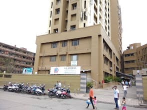 Fortis S.L. Raheja Hospital photo
