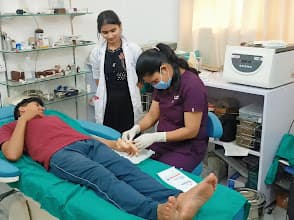 Dr. Vijay Kumar and Dr. Sneh Lata photo