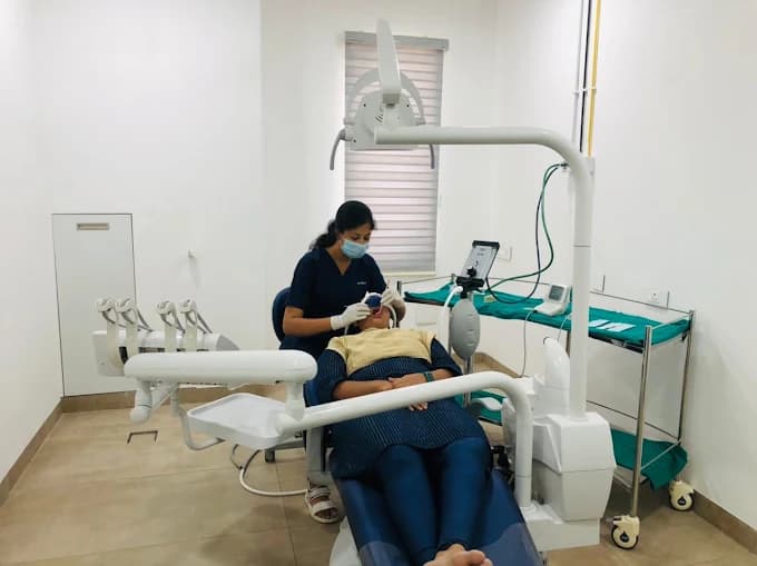 VEEYES DENTAL HOSPITAL photo
