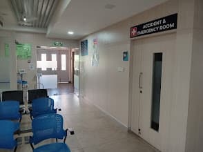 VEEYES DENTAL HOSPITAL photo