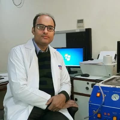 Dr. Akhil Sareen