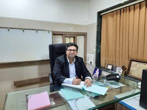 Dr. Nikhil Kale photo