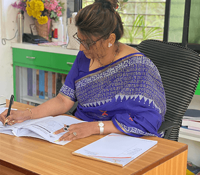 Dr Anjali Deshpande -Best Female Psychiatrist in Thane photo